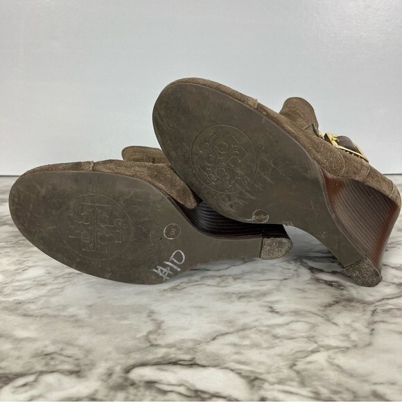 Tory Burch Adrienne Wedge Ankle Booties- Taupe Suede- Size 6 - Picture 5 of 6